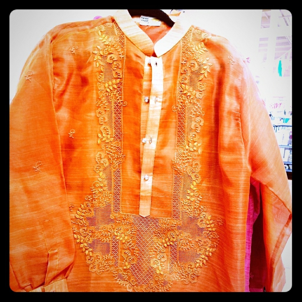 Traditional Philippines Barong